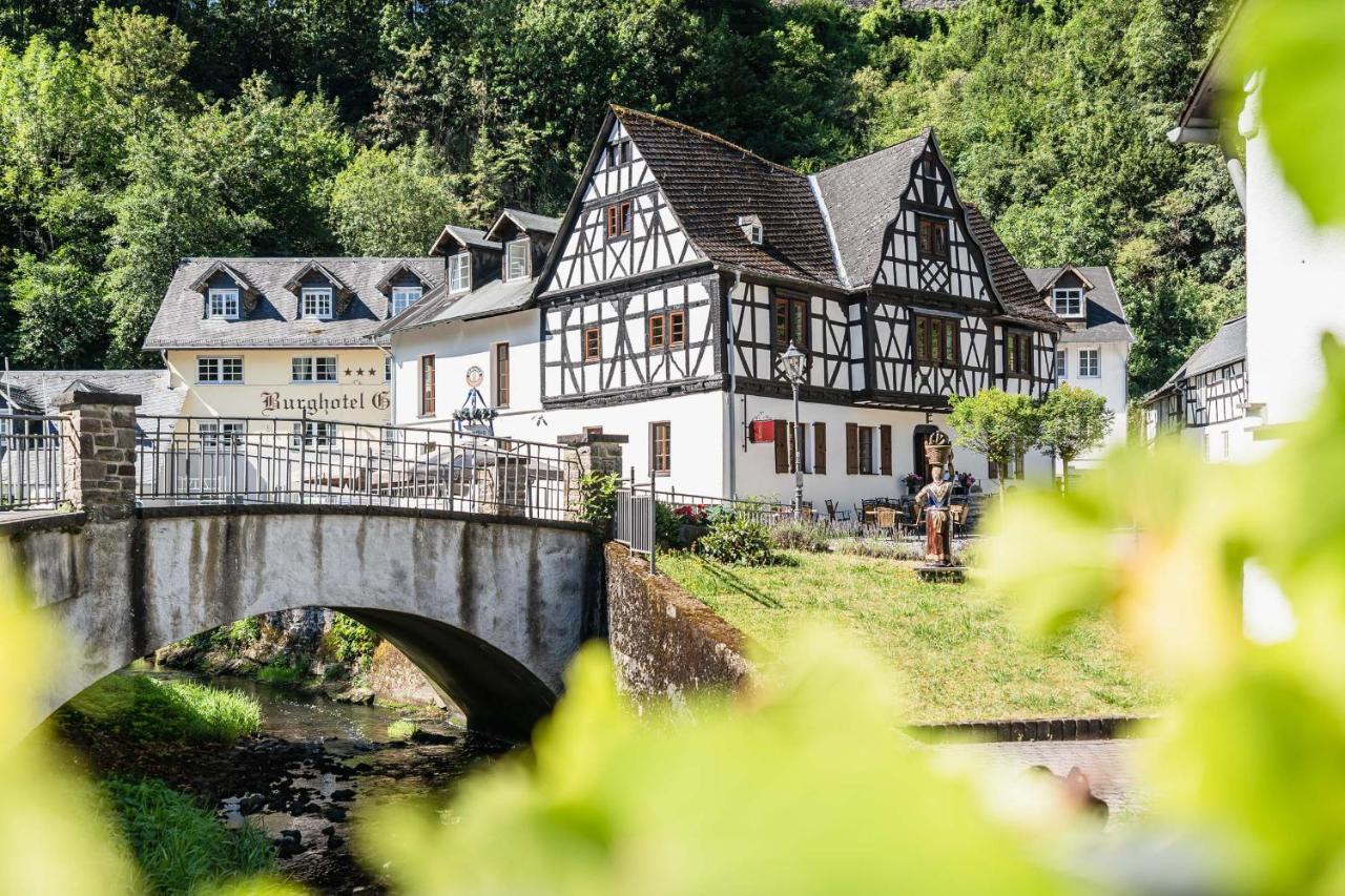 Landgasthof Zur Burg Grenzau Höhr-Grenzhausen Dış mekan fotoğraf
